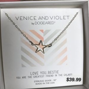 Bundle two dainty star necklaces